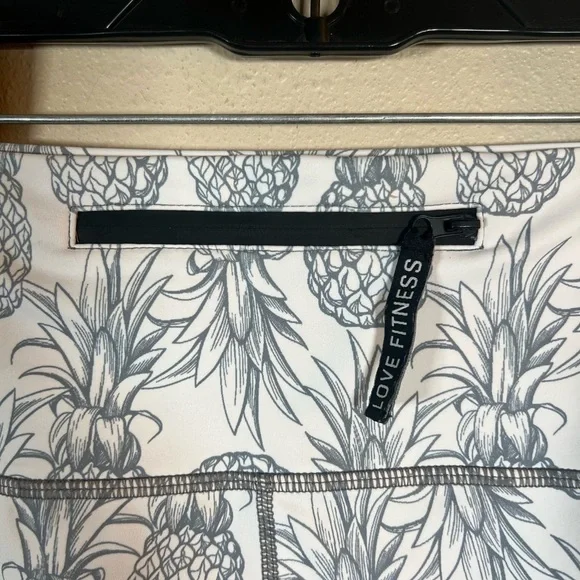 Love Fitness Pineapplee Legging Full Length White size large - Picture 9 of 9